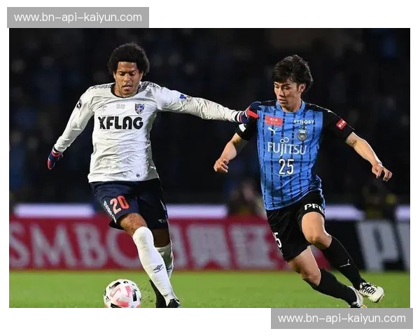 亚洲足球的巅峰对决：蒙联通的崛起与川崎前锋的荣耀，一场不容错过的绿茵史诗